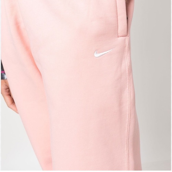 Nike Soft Pink Joggers - Picture 1 of 9